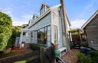 8A Cassis Place, Crofton Downs
