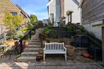 8A Cassis Place, Crofton Downs