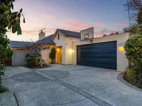 252 Waimairi Road, Ilam