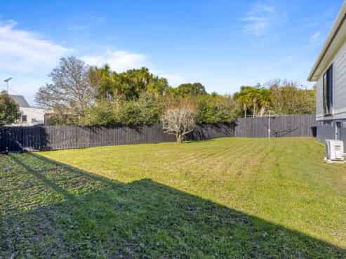 14 Mile Place, Henderson