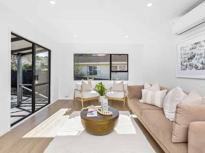 14 Mile Place, Henderson