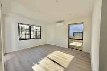86C Harrington Road, Henderson