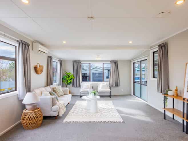 6 Woburn Street, Waipukurau