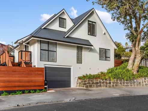 27A Comins Crescent, Mission Bay