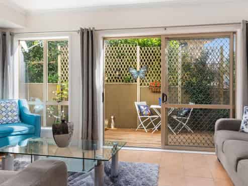 6 Trimaran Drive, Gulf Harbour