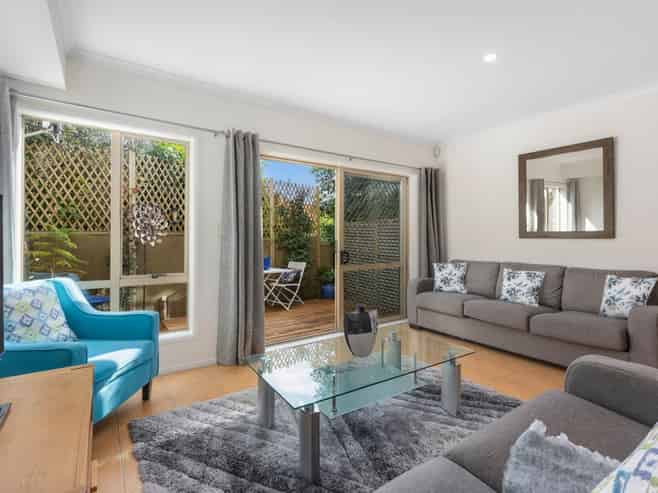6 Trimaran Drive, Gulf Harbour