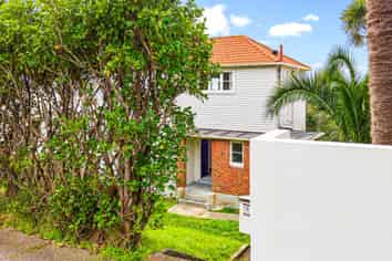 19 Kurahaupo Street, Orakei