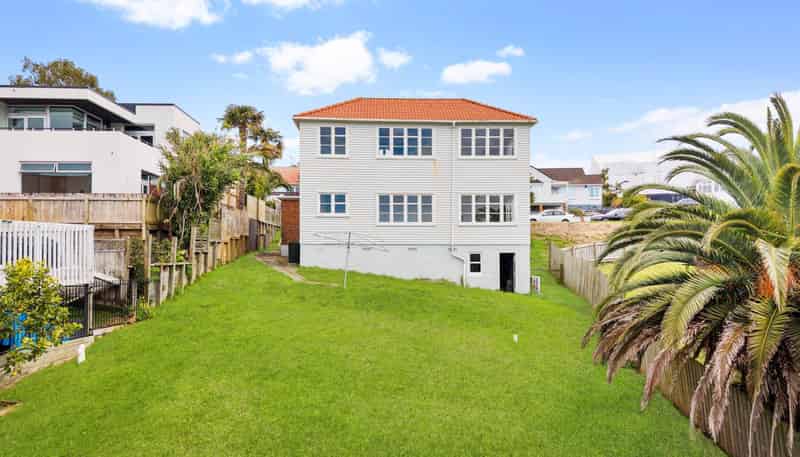 19 Kurahaupo Street, Orakei