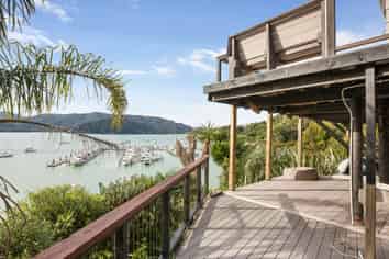7 Kent Street , WHANGAROA
