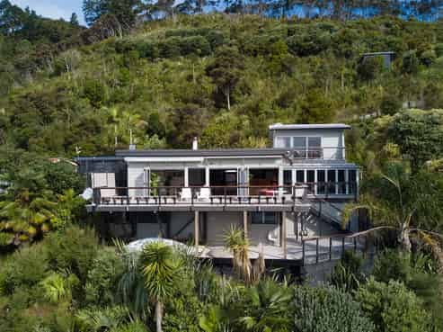7 Kent Street, Whangaroa