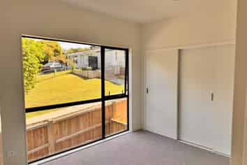 24D Gladys Ave , Glenfield