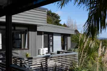 7A Old Church Road, WHANGAROA