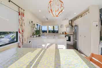 14 Menen Place, The Gardens