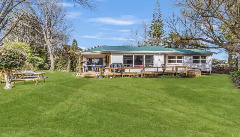 9 Pukearuhe Road, Urenui