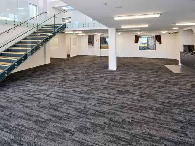 Refurbished Office, Showroom & Warehouse