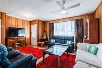 101 Te Rangitautahanga Road, Turangi