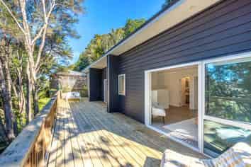 35 Wilma Road, Ostend