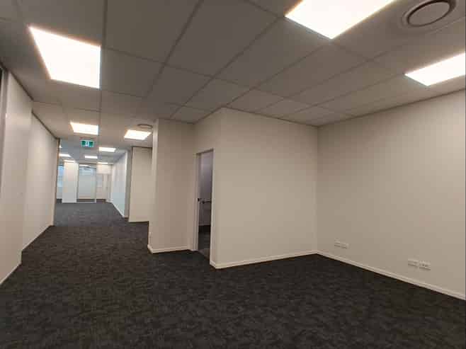 Corner office suite