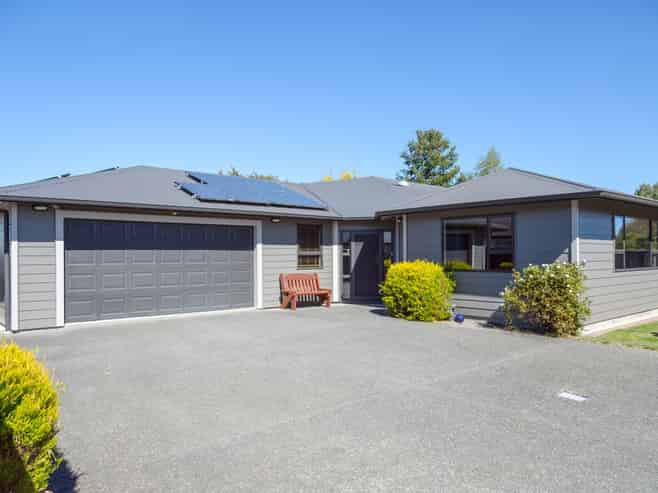 41A Costley Street, Carterton
