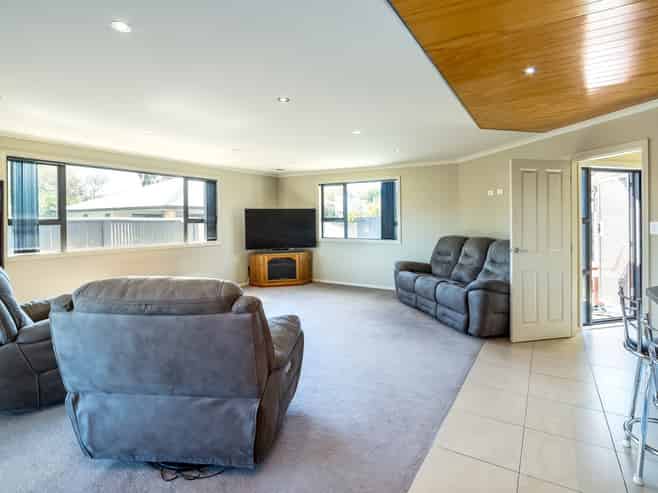 41A Costley Street, Carterton