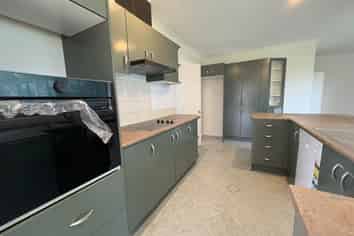 37 Broadhurst Road, Flat Bush
