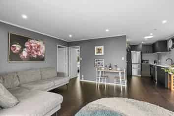 1 Harvard Grove, Totara Park