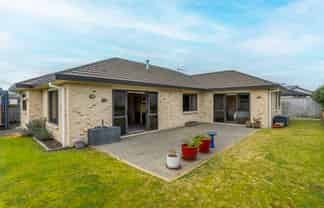 5 Consort Close, Paraparaumu Beach