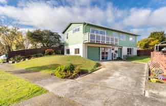 38 Pasadena Crescent, Totara Park