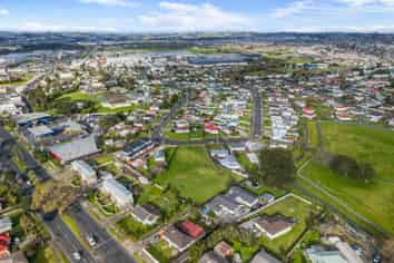 247 East Tamaki Road, Otara