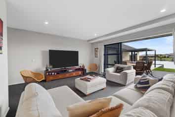 6 Trent Place, Huntingdon