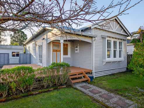 60 Sheehan Street, Whataupoko