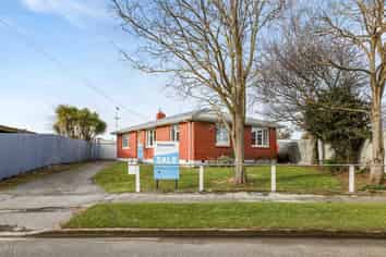 8 Pratley Crescent, Hampstead
