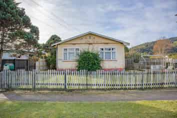 11 Geraldine Street, Greymouth