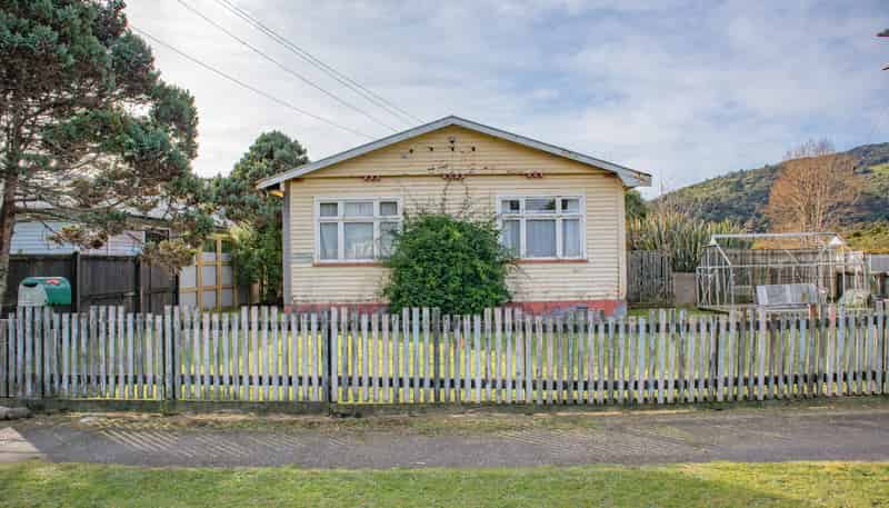 11 Geraldine Street, Greymouth