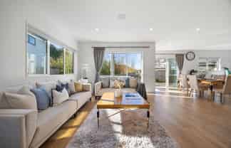8B Willow Way, Sunnyhills