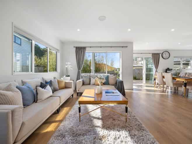 8B Willow Way, Sunnyhills