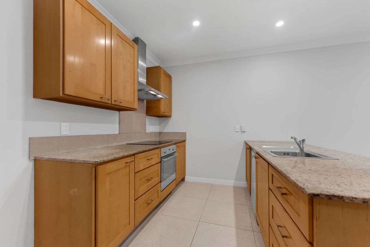 Stylish, Renovated 2-Bedroom Apartment - Prime Location Flat Bush - Ansicht 4