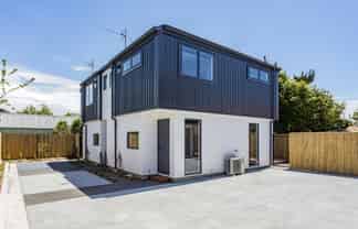 4/135 Hills Road, Edgeware