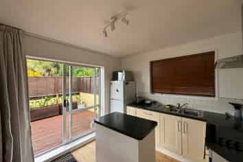 3/94 Oxford Street, Lyttelton