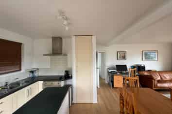 3/94 Oxford Street, Lyttelton