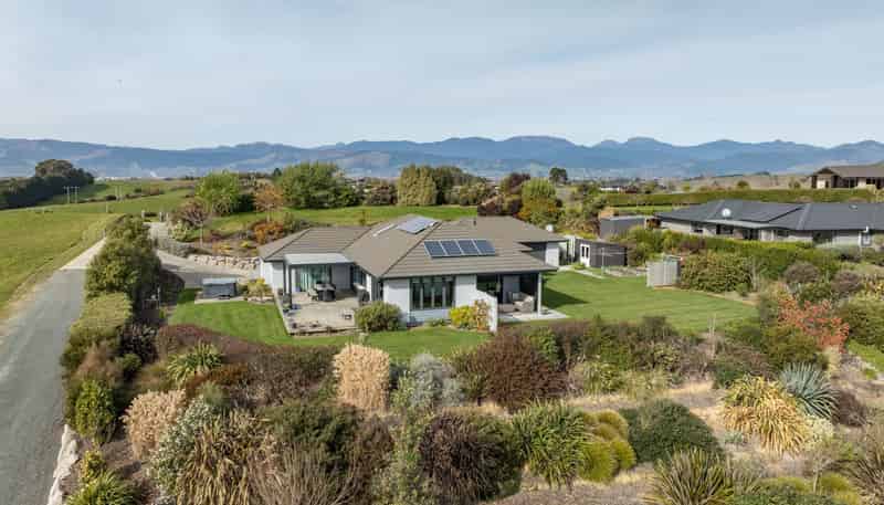 6 Karamu Lane, Redwood Valley