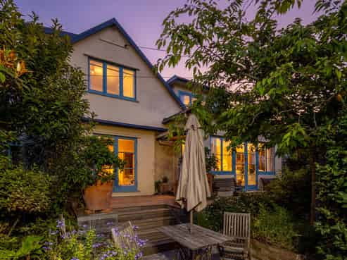 45 Washington Road, Washington Valley