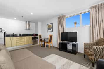 1A/6 Durham Street, Tauranga