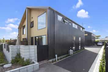 18C Collins Street, Addington
