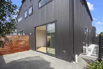 18C Collins Street, Addington
