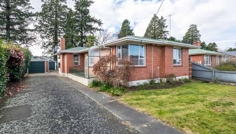 51 Davis Crescent, Netherby