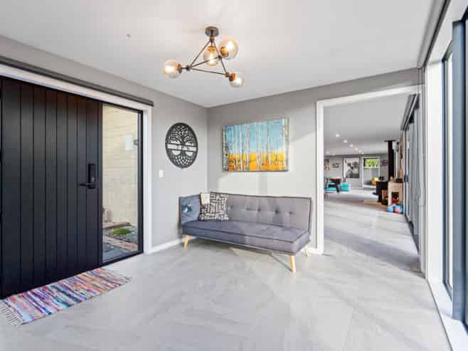 24 Mallard Drive, Waihola