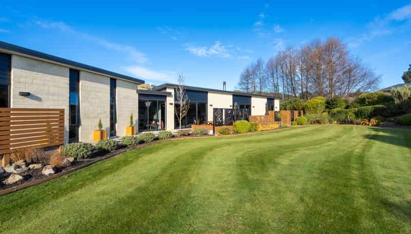 24 Mallard Drive, Waihola