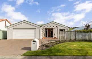 52 Kensington Drive, Taradale