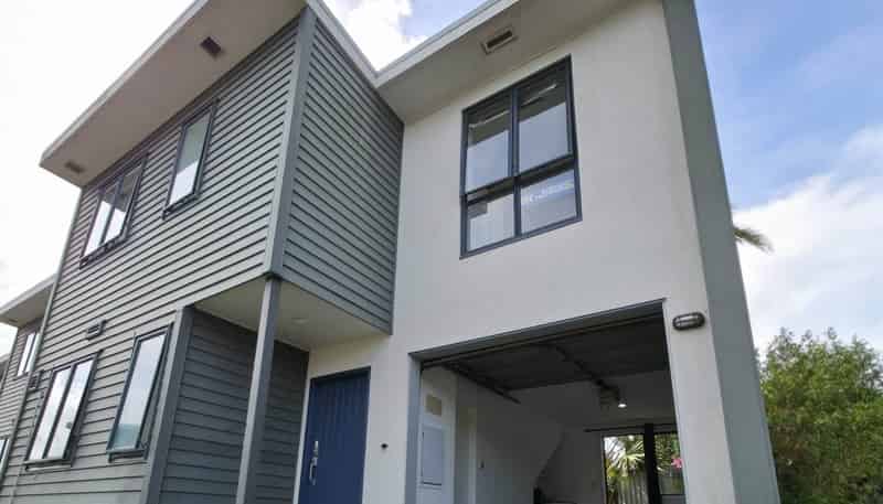 34 Saintly Lane, Avondale